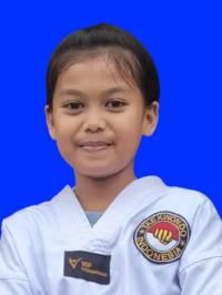 JUARA 1 SUPER KADET C FESTIVAL UNDER 26 PUTRI Vania cantika aurellia 